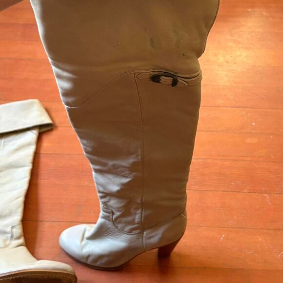 Vtg. Leather Boots Zodiac knee-high with wooden heel 6.5. - Picture 3 of 5